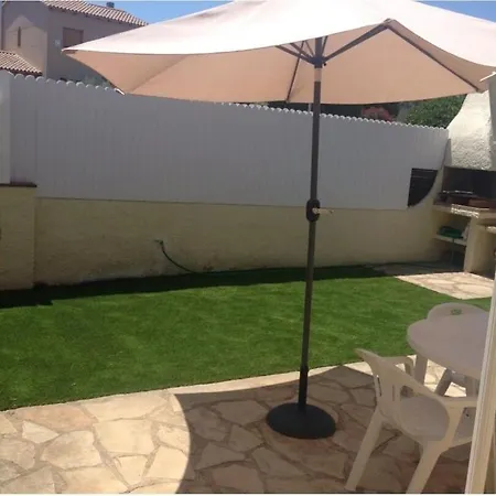House With Pool / Garden / Bbq Σπίτι διακοπών *